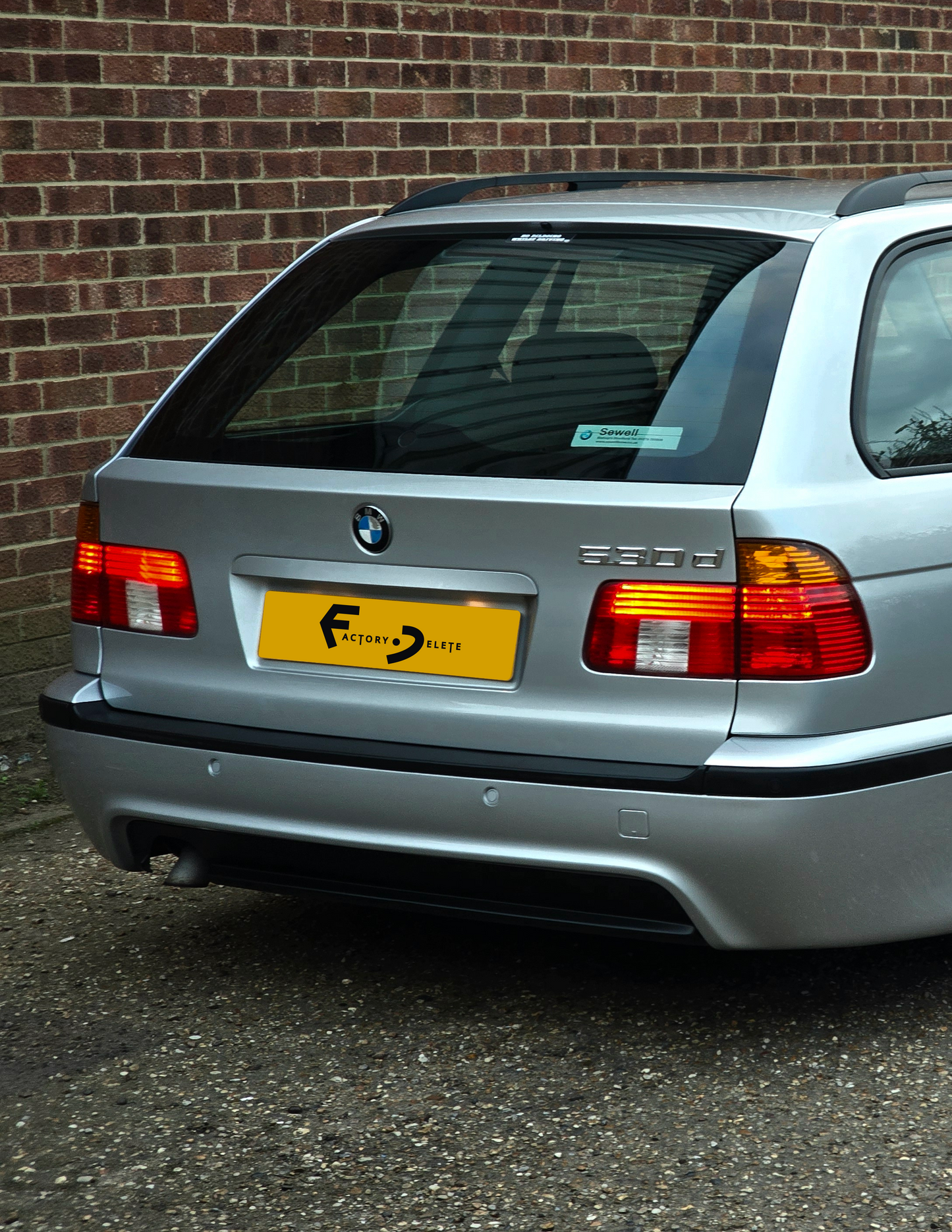 BMW E39 Functional Wiper Blade Delete