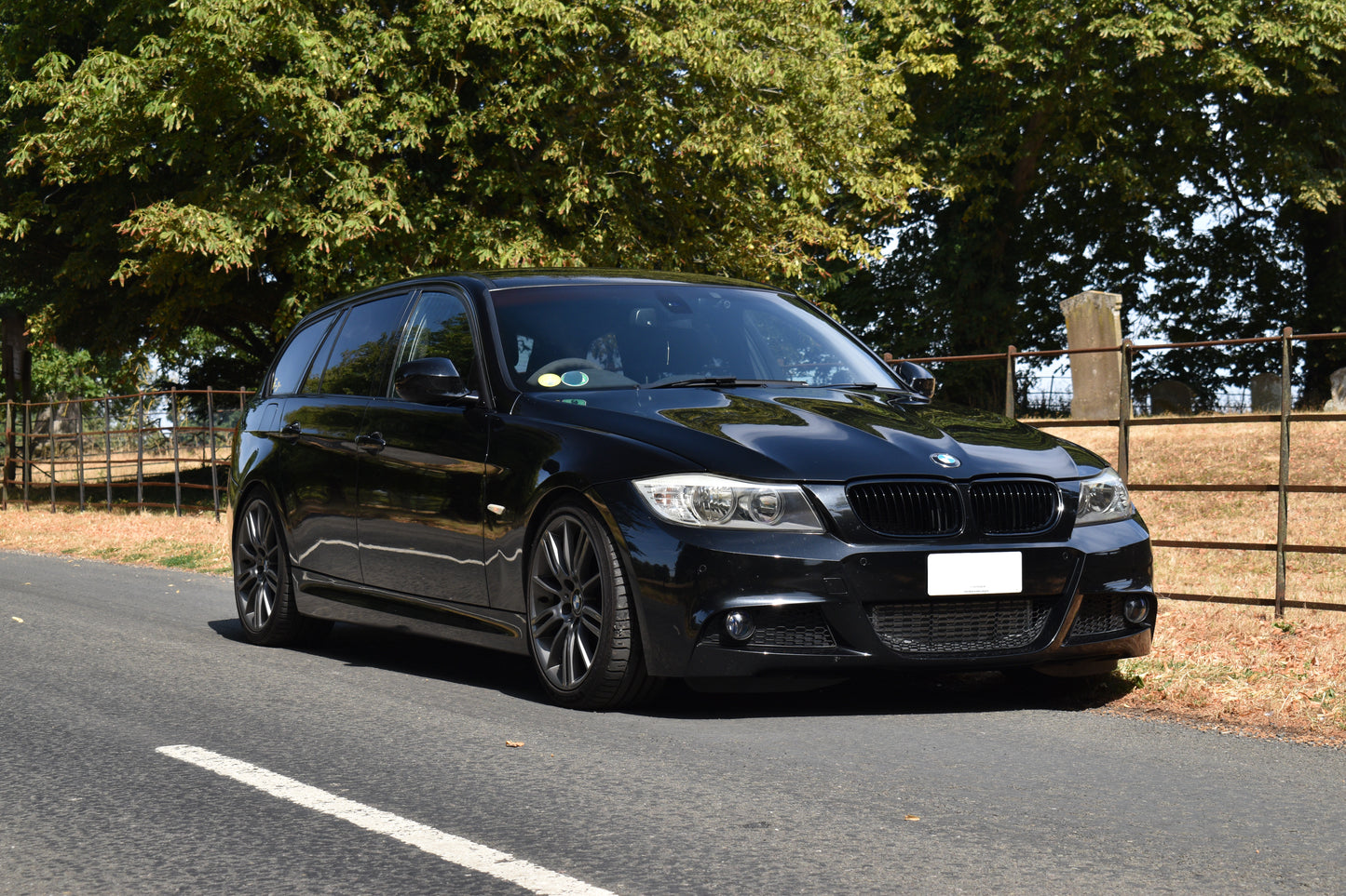 E91 Touring Roof Bar Delete - Pre LCI